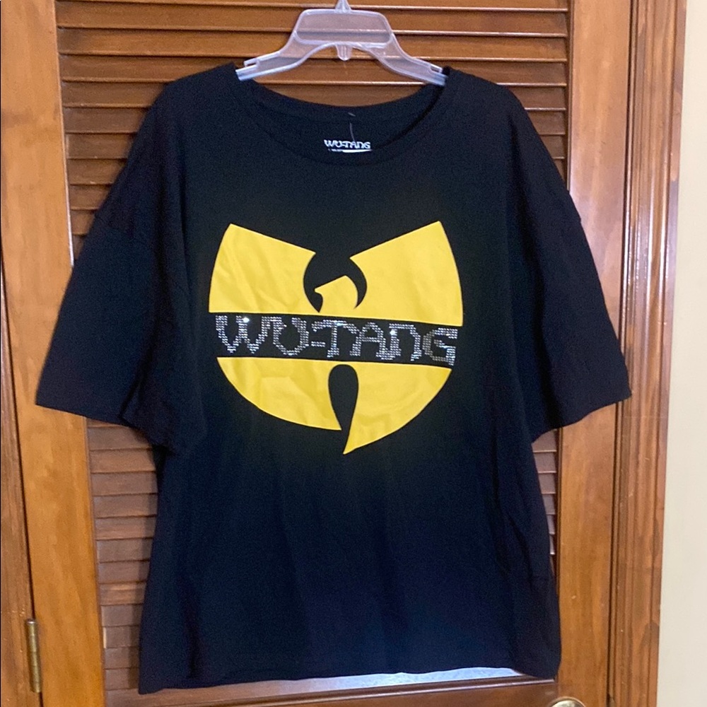 👐🏻🐝 WU-TANG Black and Yellow Short Sleeve Tee